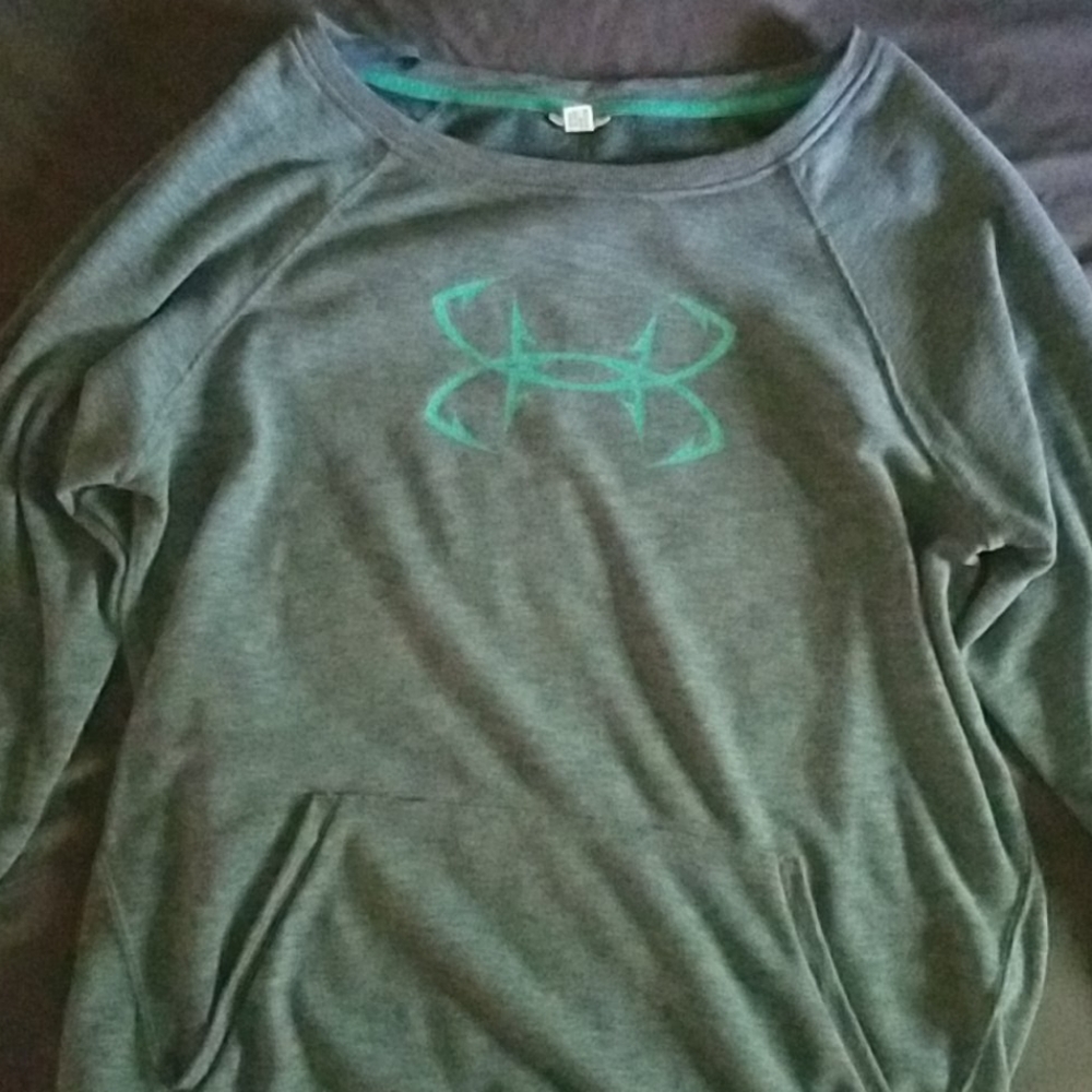 Womens under armour light sweatshirt